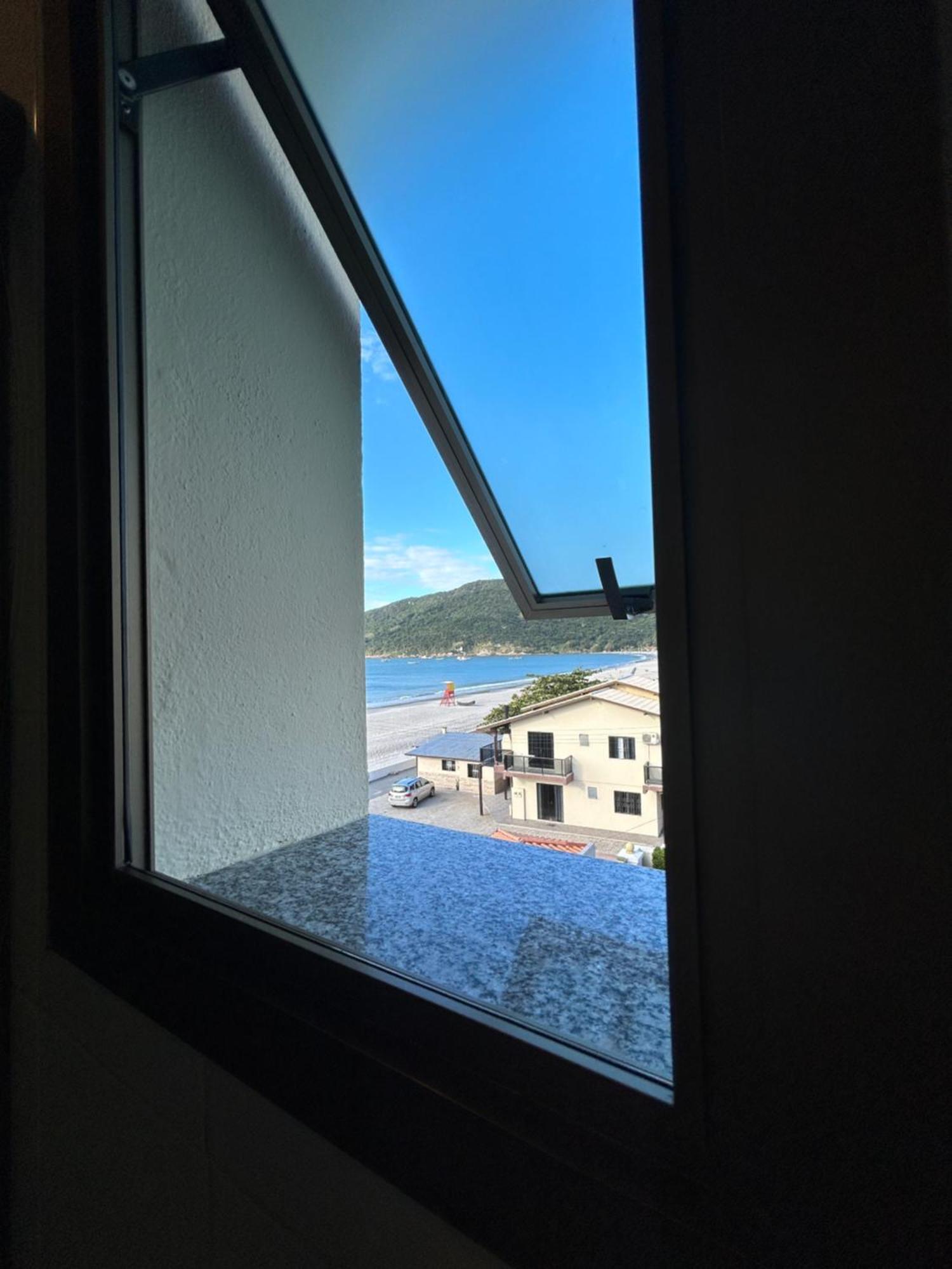 Aparthotel Golfinhos 4*